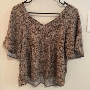 Urban Romantics / flowy cheetah print blouse